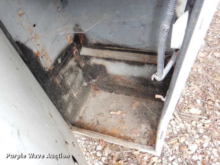 image for item DI2569 Stahl enclosed utility bed