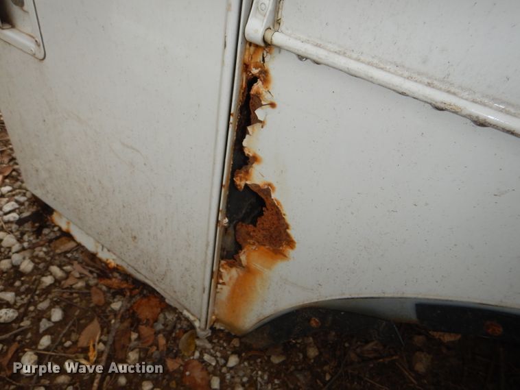 image for item DI2569 Stahl enclosed utility bed