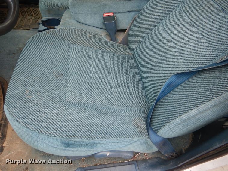 image for item DI2570 1995 Chevrolet S10 LS Ext. Cab pickup truck