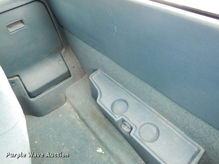 image for item DI2570 1995 Chevrolet S10 LS Ext. Cab pickup truck