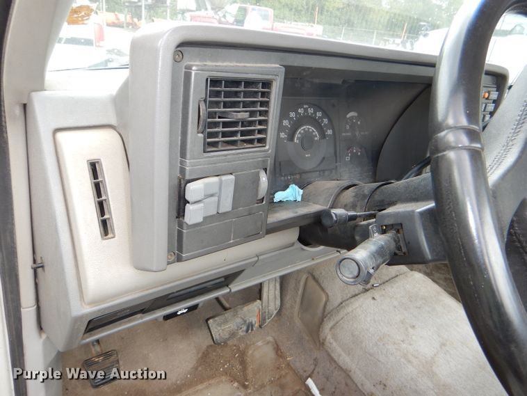 image for item DI2571 1991 Chevrolet C1500 pickup truck