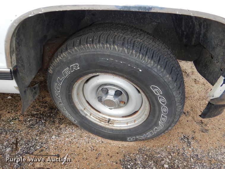 image for item DI2571 1991 Chevrolet C1500 pickup truck