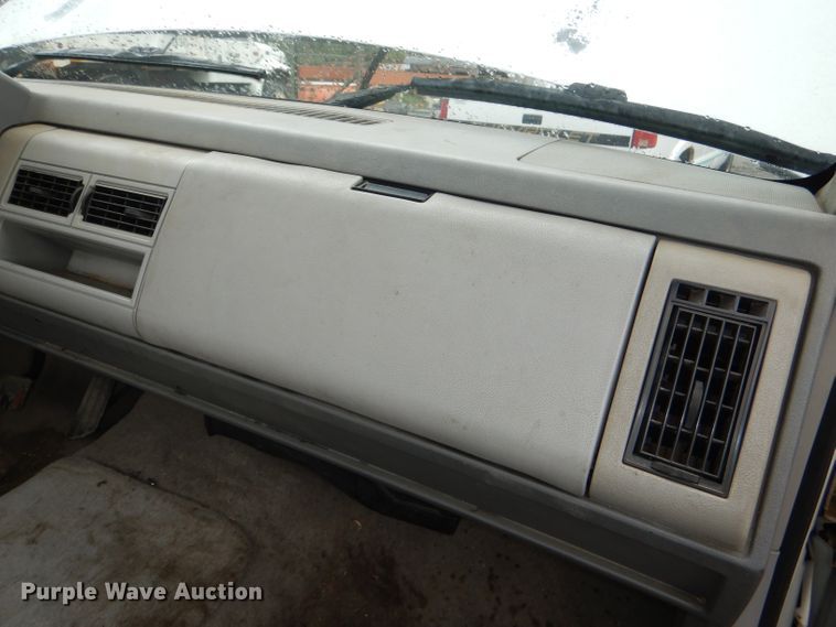 image for item DI2571 1991 Chevrolet C1500 pickup truck