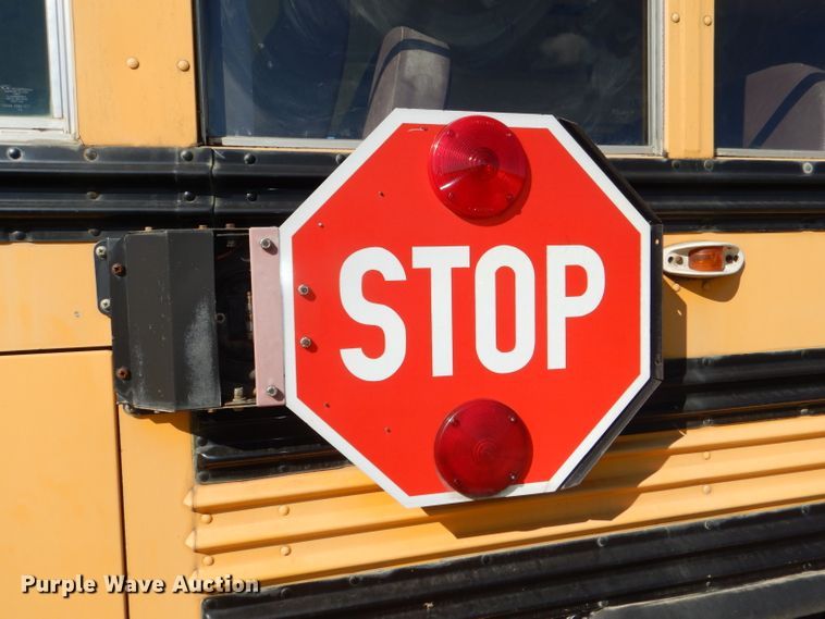 image for item DI2591 1998 Blue Bird TC2000 school bus