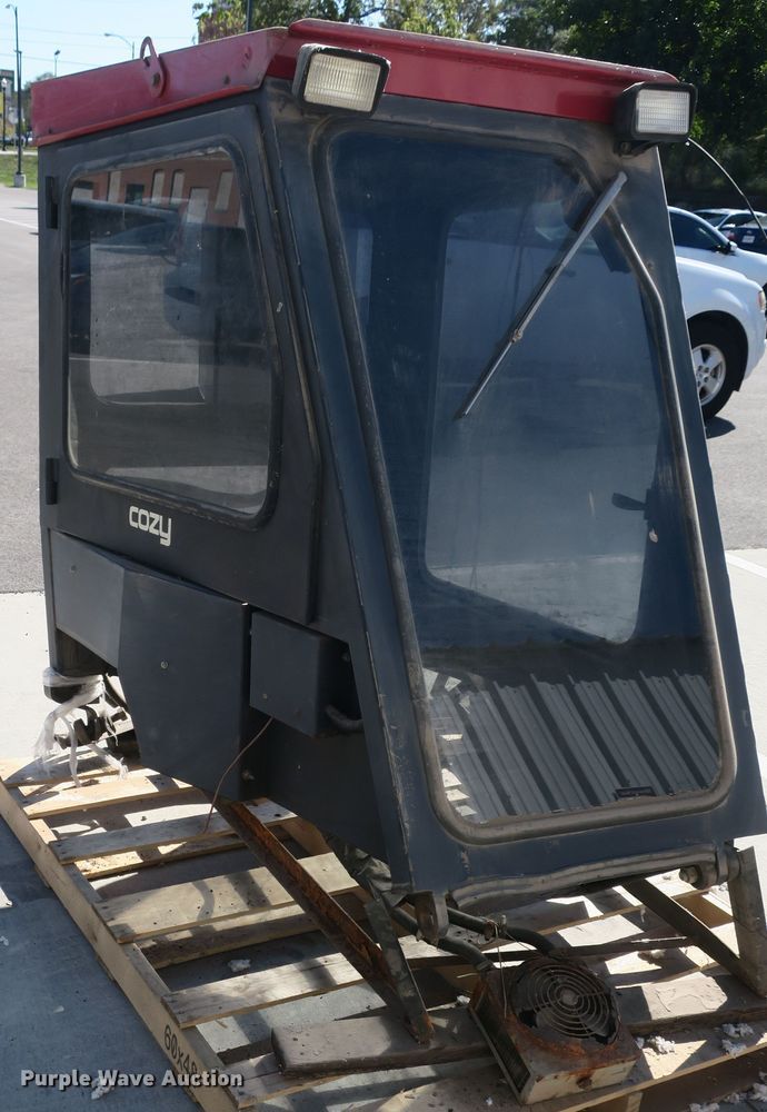 image for item EA9403 Lawn mower attachments