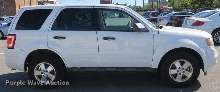 image for item EA9406 2011 Ford Escape XLT SUV