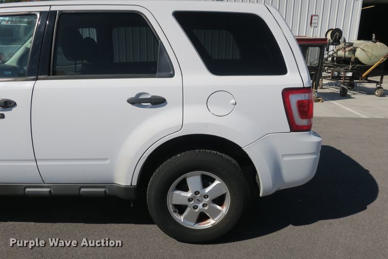 image for item EA9406 2011 Ford Escape XLT SUV
