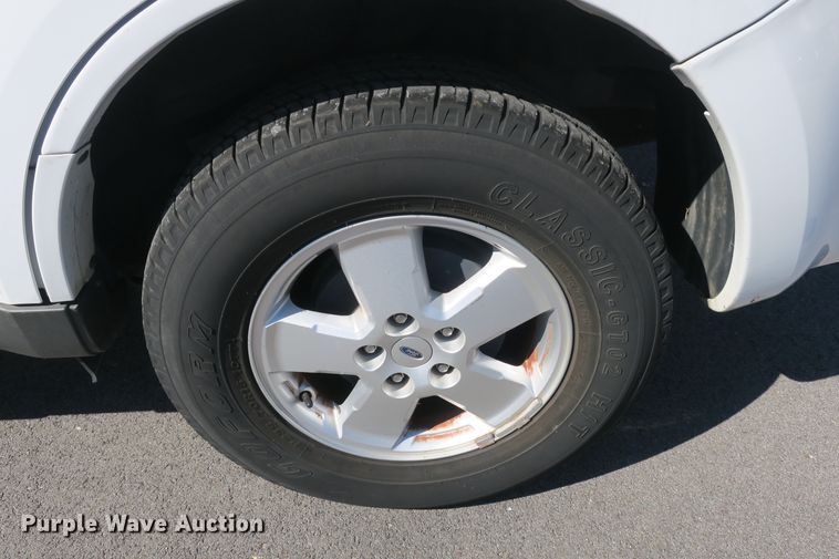 image for item EA9406 2011 Ford Escape XLT SUV