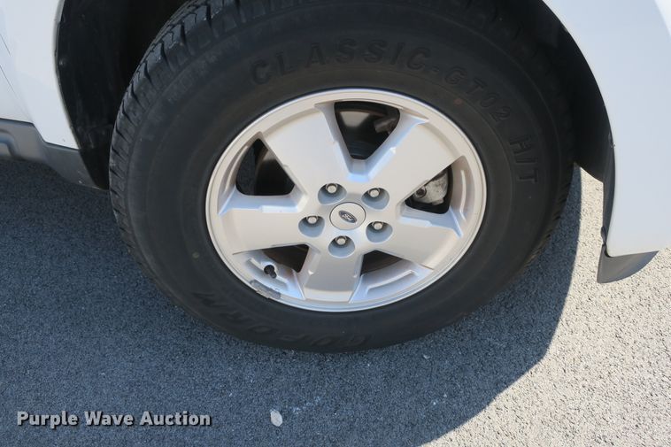 image for item EA9406 2011 Ford Escape XLT SUV