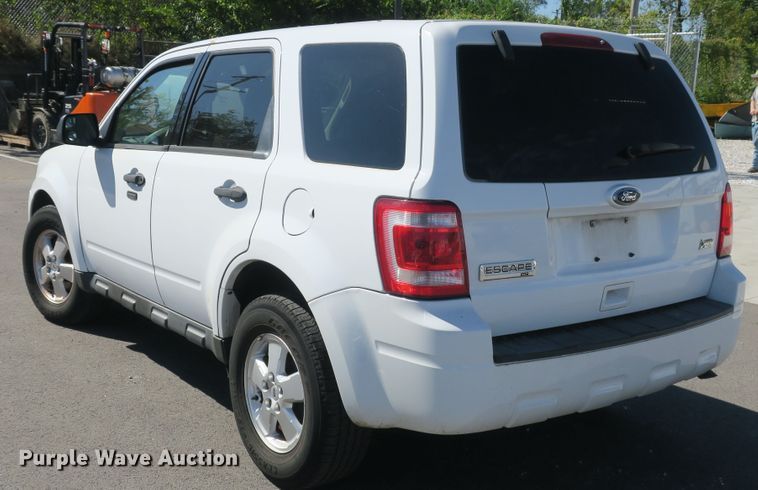image for item EA9407 2011 Ford Escape XLT SUV
