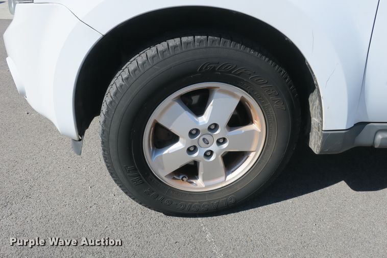 image for item EA9407 2011 Ford Escape XLT SUV