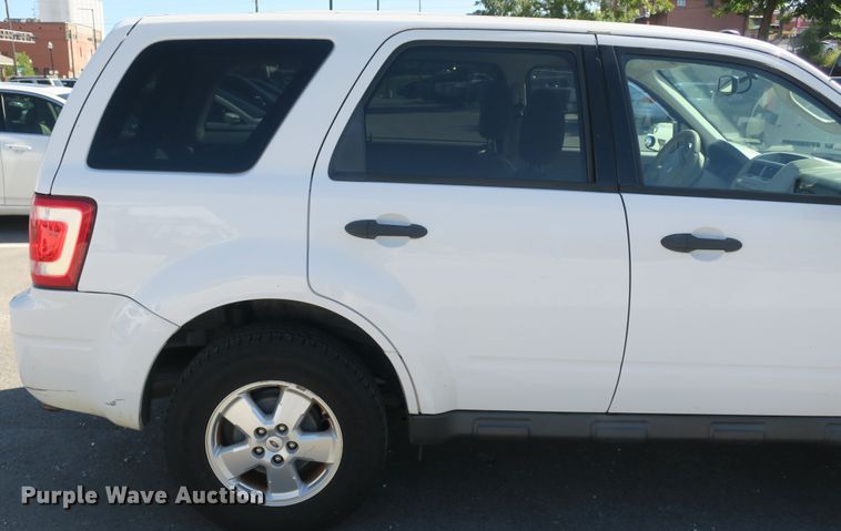 image for item EA9407 2011 Ford Escape XLT SUV