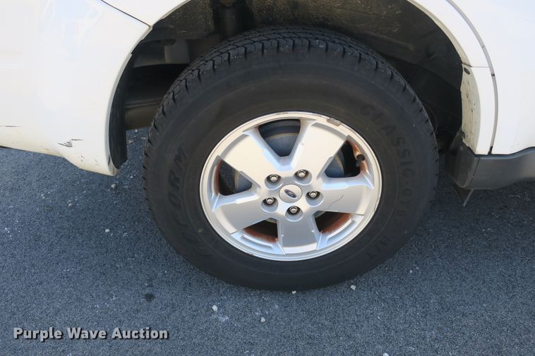 image for item EA9407 2011 Ford Escape XLT SUV