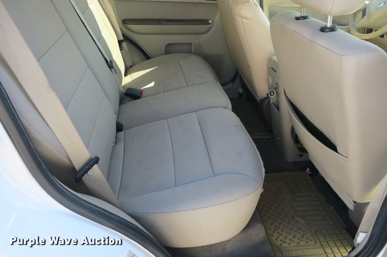 image for item EA9407 2011 Ford Escape XLT SUV