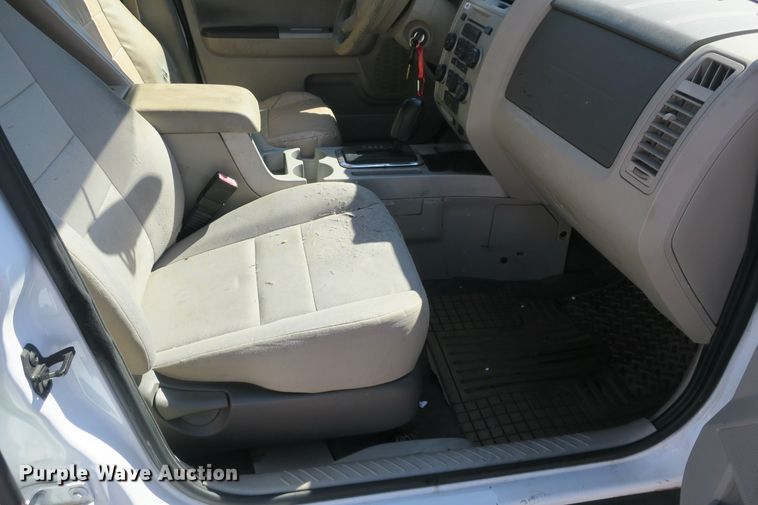 image for item EA9407 2011 Ford Escape XLT SUV