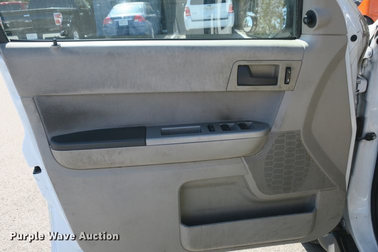 image for item EA9407 2011 Ford Escape XLT SUV