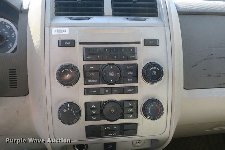 image for item EA9407 2011 Ford Escape XLT SUV