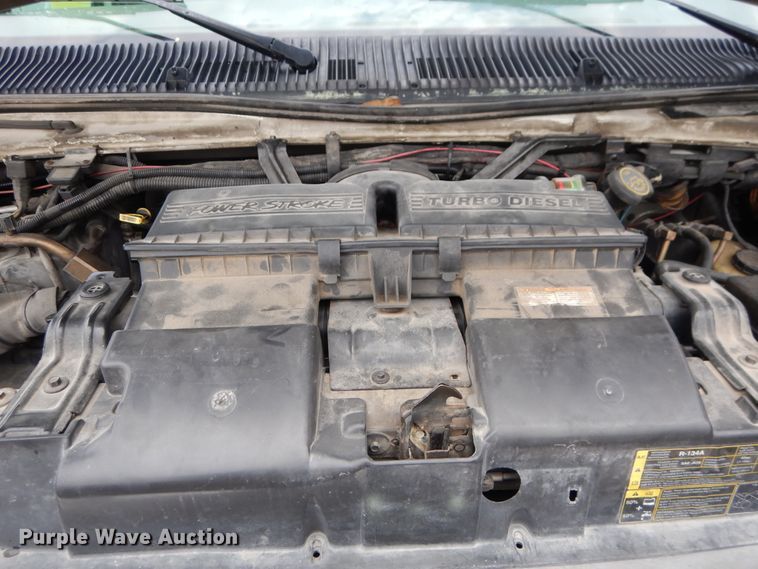 image for item EK9086 2002 Ford Econoline E450 ambulance