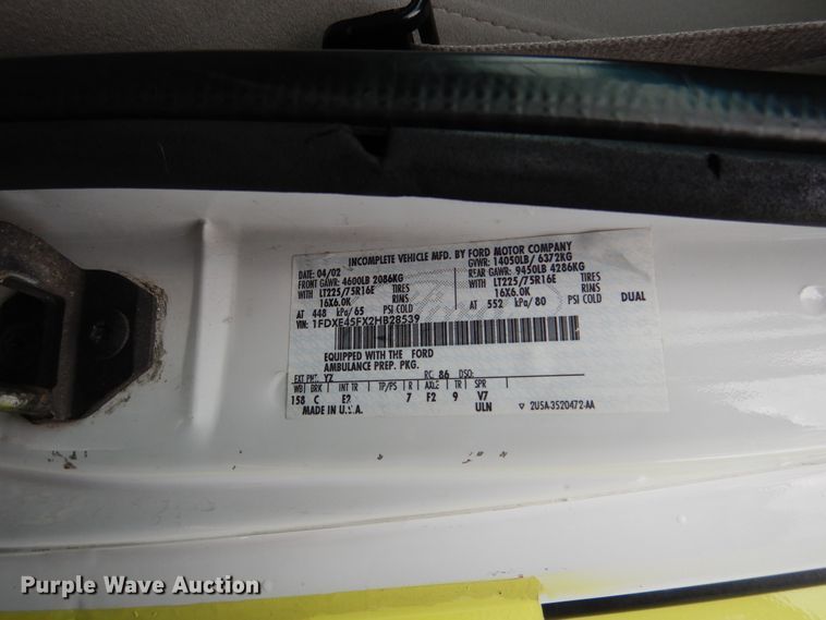 image for item EK9086 2002 Ford Econoline E450 ambulance