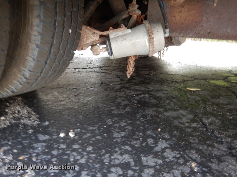 image for item EK9086 2002 Ford Econoline E450 ambulance