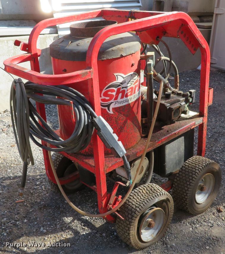 image for item EV9743 Shark STP-3520A pressure washer