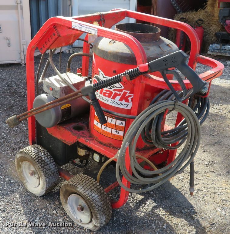 image for item EV9743 Shark STP-3520A pressure washer