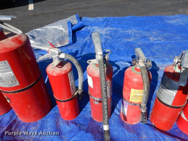 image for item FF9708 (13) fire extinguishers