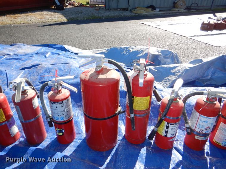 image for item FF9708 (13) fire extinguishers
