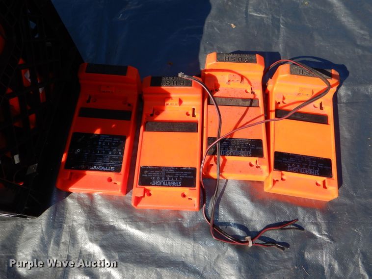 image for item FF9709 (6) Streamlight flash lights