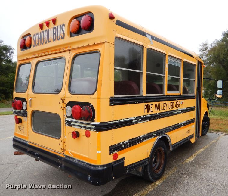 image for item FJ9793 1999 Chevrolet Express 3500 Blue Bird school bus