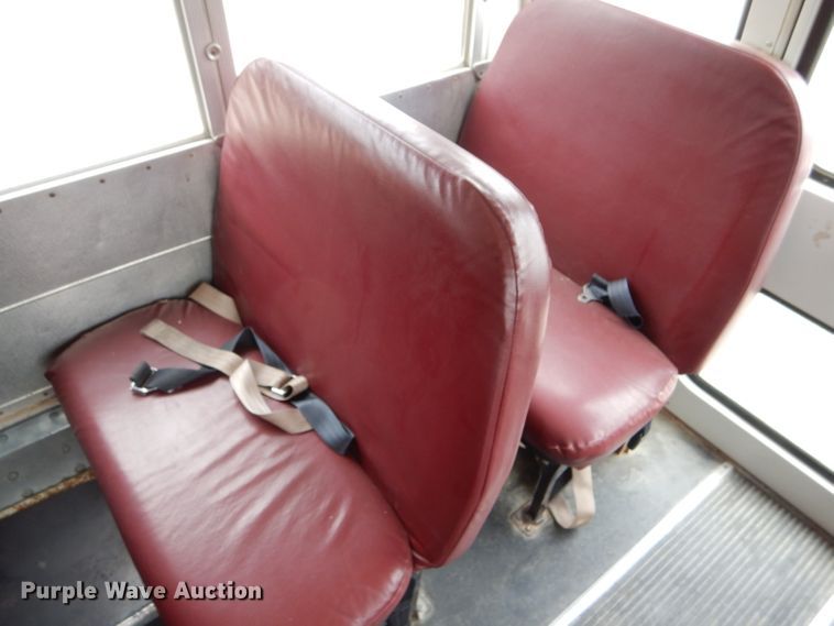 image for item FJ9793 1999 Chevrolet Express 3500 Blue Bird school bus