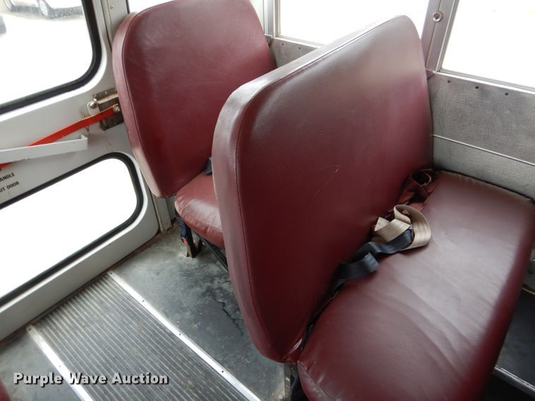 image for item FJ9793 1999 Chevrolet Express 3500 Blue Bird school bus