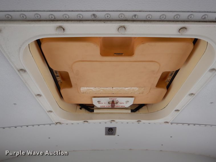 image for item FJ9793 1999 Chevrolet Express 3500 Blue Bird school bus