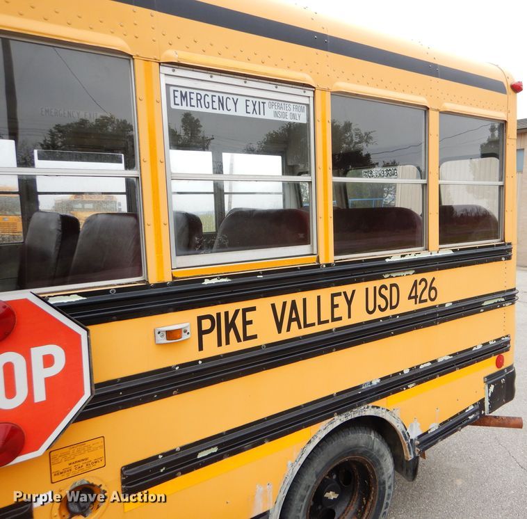 image for item FJ9793 1999 Chevrolet Express 3500 Blue Bird school bus