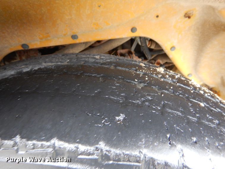 image for item FJ9793 1999 Chevrolet Express 3500 Blue Bird school bus