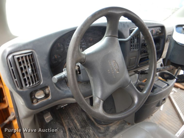 image for item FJ9794 2000 Chevrolet Express 3500 Blue Bird school bus