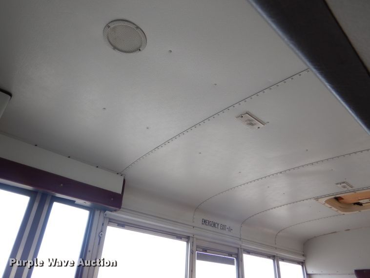 image for item FJ9794 2000 Chevrolet Express 3500 Blue Bird school bus