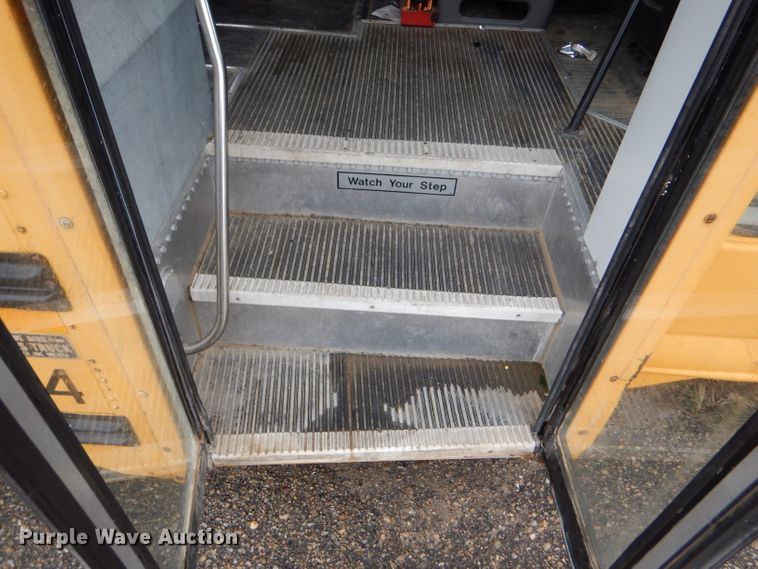 image for item FJ9794 2000 Chevrolet Express 3500 Blue Bird school bus