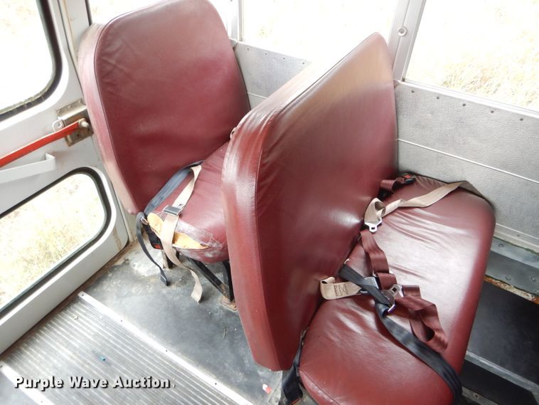 image for item FJ9794 2000 Chevrolet Express 3500 Blue Bird school bus