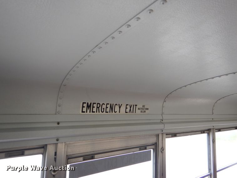 image for item FJ9794 2000 Chevrolet Express 3500 Blue Bird school bus