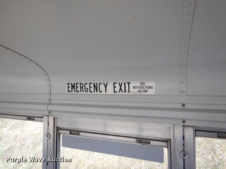 image for item FJ9794 2000 Chevrolet Express 3500 Blue Bird school bus