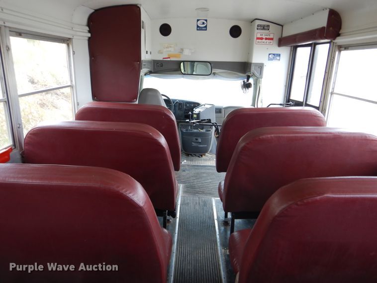 image for item FJ9794 2000 Chevrolet Express 3500 Blue Bird school bus