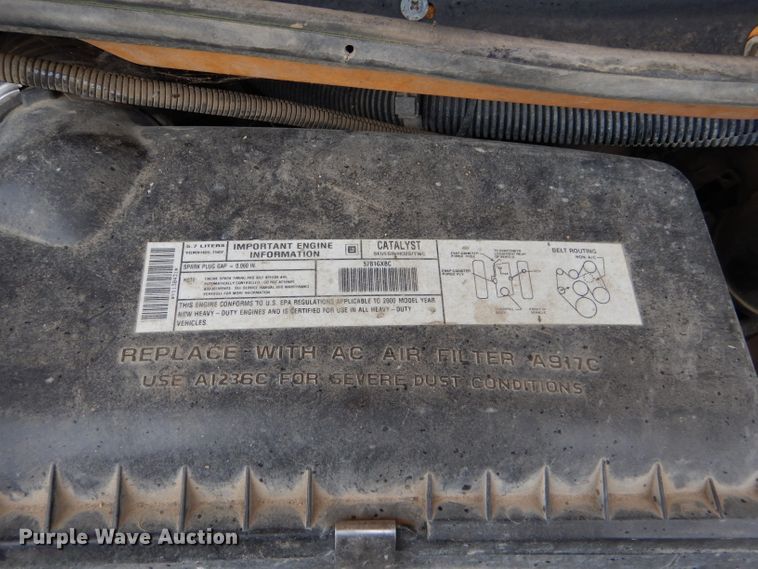 image for item FJ9794 2000 Chevrolet Express 3500 Blue Bird school bus