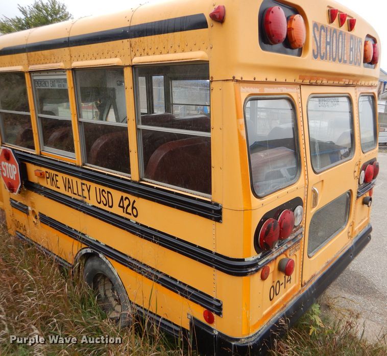 image for item FJ9794 2000 Chevrolet Express 3500 Blue Bird school bus