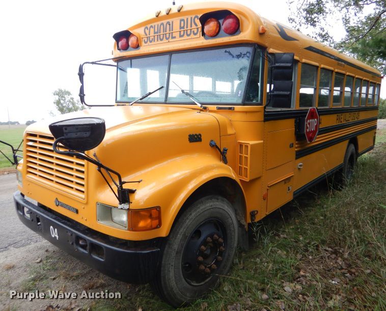 image for item FJ9795 2003 International 3800 school bus