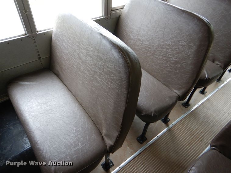 image for item FJ9795 2003 International 3800 school bus