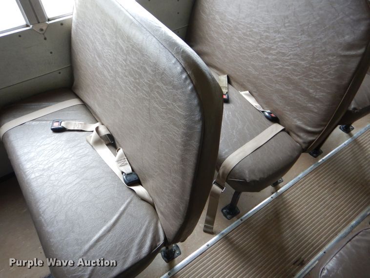 image for item FJ9795 2003 International 3800 school bus