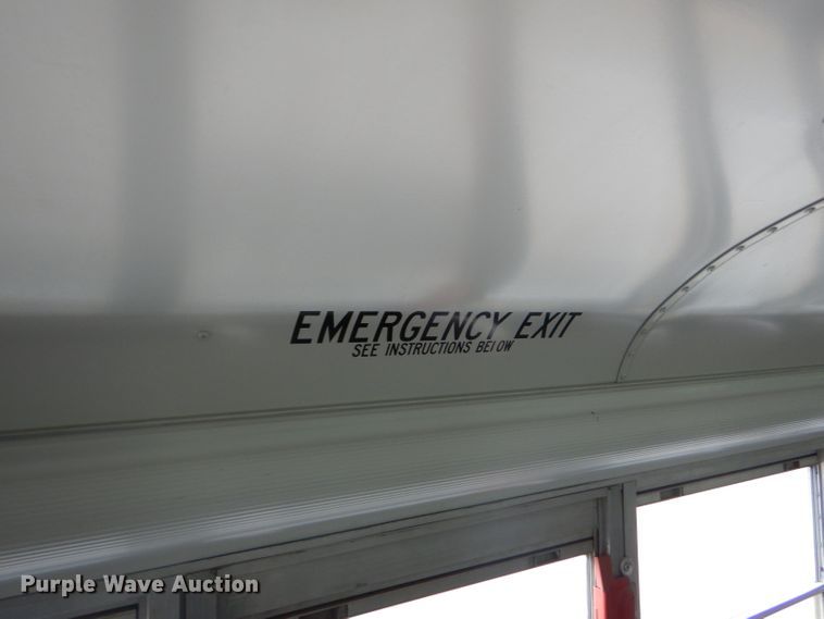 image for item FJ9795 2003 International 3800 school bus