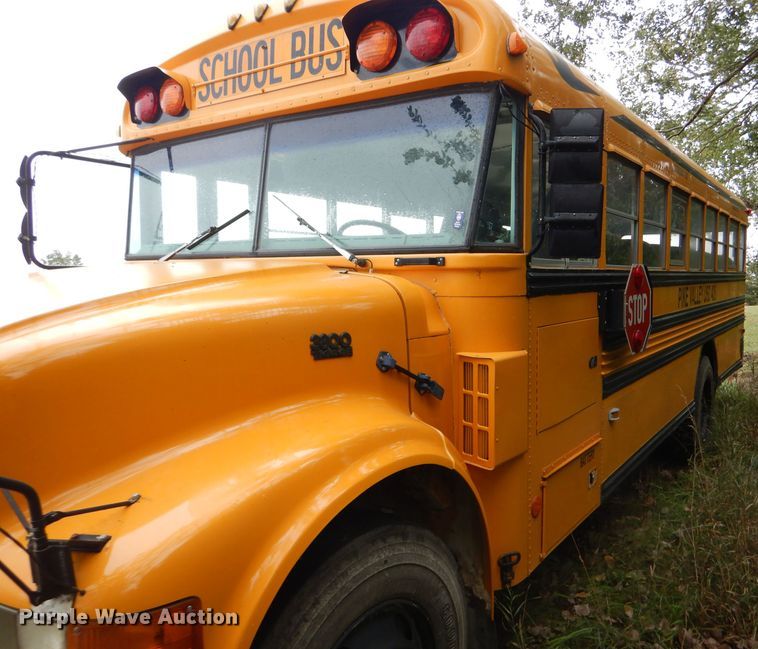 image for item FJ9795 2003 International 3800 school bus