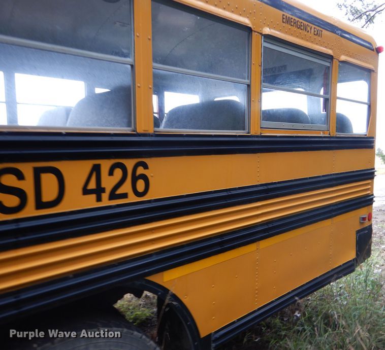 image for item FJ9795 2003 International 3800 school bus